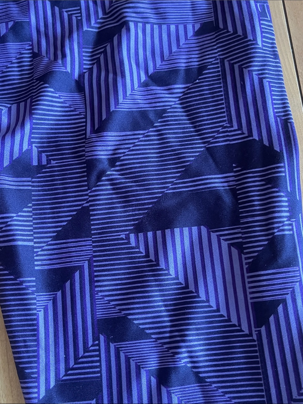 Under Armour Purple Geometric Girls' Performance capri Leggings - Picture 7 of 10